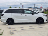 中古車の基本保証(期間は1年間・走行距離は無制限)のホット保証がついております。安心してご購入ください。※中古車保証は車両価格￥400.000-以上からになります。