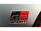 GRスポーツエンブレム付