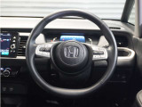 ◆ハンドル全体◆各種スイッチがハンドルから手を放さず操作できるので運転中でも楽に操作できます。