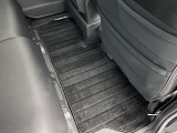 フロアマットもきれいな状態です。