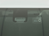 進化を続けるトヨタの予防安全パッケージ「トヨタセーフティセンス」&ドラレコを装備しています。※ドライブレコーダーに記録媒体(SDカード等)は付属しておりません。