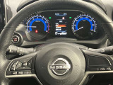 ステアリングスイッチ付きで操作・運転がしやすいハンドルです★