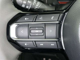 ステアリングスイッチ装備!運転しながら手元でオーディオの操作などができます。