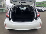 リヤシートを倒せば、さらに大きなお荷物が積めて大活躍します!