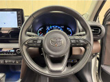 ステアリングスイッチ搭載!手を離さずに手元のスイッチでさまざまな操作が可能。運転中、視線をそらさなくても操作ができて安全です!