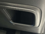 運転席用インパネトレーです。