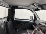 中古車は一物一価、同じようなお車でも、整備状況、外内装の状態など様々です。