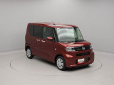 電動パーキングブレーキ&オートブレーキホールド機能:指先でかんたんブレーキ操作。パーキングブレーキの戻し忘れがなく信号や渋滞時の停止時にブレーキペダルから足を放しておけるので楽です。