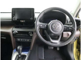 運転席からの操作もしやすいインパネ配置と、見切りのいいアイポイントですので、お車の操作性にも優れていますよ!快適・安心・安全です!!