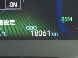 写真撮影時の走行距離は18061kmです!