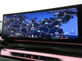 BMW iDriveナビゲーションシステム。ワイドで視認性に優れたスクリーン。