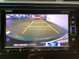 バックモニター付きで、車庫入れやバック時の後方確認をサポート。
