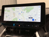 純正ナビを装備。タッチパネル式で使いやすく、お出かけもラクラクです。