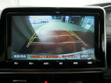 バックガイドモニターで、後方を確認しながら安心して駐車することができます。運転初心者も熟練者も必須の機能ですよ!