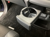 豊富に在庫を取り揃えています!軽自動車からミニバン、セダン、SUV、話題のハイブリッド車など続々入荷しております♪