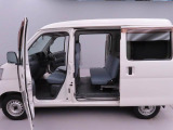 ご購入後のアフターサービスもご提供となりますので、店頭商談並びに店頭納車可能で愛知・岐阜・三重・静岡の東海4県にお住まいの方にのみ販売させていただきます。