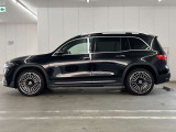 納車前整備はメーカー規定に基づき併設工場で入念に行います。メルセデス・ベンツ指定のツールと技術を用い、メーカーの研修を受けたメカニックがお客様のお車を整備いたします。神奈川運輸支局指定整備工場です。