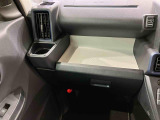 納車前にはプロのメカニックが、各部の点検を行います。ディーラーにしか出来ない品質、そしてサービスできっと満足していただけると思います!