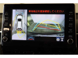 車両を上から見たような映像表示するパノラミックビューモニター付き!