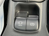 ★電動パーキングブレーキ★スイッチで作動・解除。「P」シフトで自動作動、「P」シフト以外にシフトで解除されるオート機能!