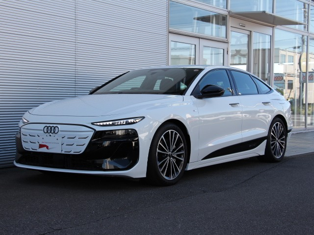 A6スポーツバック e-tron パフォーマンス Sラインパッケージ