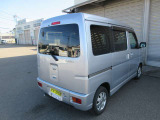 JU適正販売店とは、中古車の公正な流通や消費者保護など中古車業界の健全化を目的として設立されたJU(一般社団法人 日本中古自動車販売協会連合会)が認定した中古車販売店です。