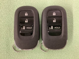 スマートキー付きですからドアロックの開閉およびエンジンスタートが楽々です。電動スライドドアの開け閉めもボタンで操作できます。スペアキーも同じものを用意しております。