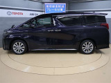 両側パワースライドドア付きだから、狭い駐車スペースなどでの 乗り降りラクラク!小さなお子さまのいるご家庭には嬉しい装備。