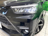 【シーケンシャルターンランプ付きLEDヘッドライト】人気の『流れるウィンカー』付きのLEDヘッドライトを装備♪高級感はもちろん、点灯時は存在感たっぷりで他車からも認識されやすく安心です。