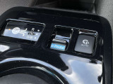 駐車支援システムが装備されておりますので、駐車が苦手な方でも安心です。