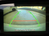 バックカメラ付きで、車両周辺の安全確認も一目できます!小さなお子様や障害物も確認できるので、運転のしやすさだけでなく事故防止にも役立ち安心して駐車出来ます♪