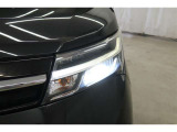【LEDヘッドランプ】暗い夜間の運転、よく見えなくて怖い思いをしたことはありませんか?ばっちり明るいLEDライトなら夜間視認性◎♪悪天候や街灯が少ない道でも安心です!