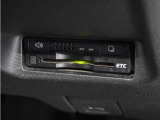 ◆ETC◆有料道路を利用する際にスムースに通過でき、わずらわしい料金支払いから開放されます!今や無いと不便に感じるほど必需品の装備ですね♪