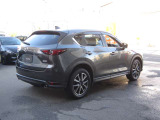 MAZDAを代表するSUV。デザインも走りも申し分なしです。