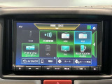 日産純正メモリーナビゲーションです♪目的地まで案内するナビゲーション機能の他にフルセグ画質で楽しめるTVやBluetooth Audio☆DVD再生など多彩な機能が満載で運転を快適にサポートしてくれます☆