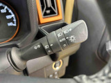 オートライト装備。周囲の明るさに合わせて自動でライトを点灯・消灯し運転時の操作負担を軽減します!