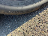 タイヤサイズは17インチです