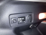AC100V、1500Wのコンセントを車内に設置。アウトドアや駐車場で野外のコンセントとして利用できます。また、停電などの非常時にも使える便利な機能です!