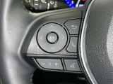 ステアリングスイッチ装備!運転しながら手元でオーディオの操作などができます。