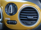 スイッチ類の配置もわかりやすく、運転中でも自然に操作しやすいレイアウトです。