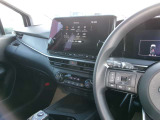 操作しやすい運転席廻り!操作パネルも使いやすい!!ドライブが楽しくなりますっ