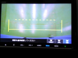 バックカメラの画像です。ガイドラインがスムースな車庫入れをサポートいたします。車庫入れの安心感がアップしますね。