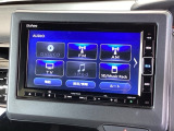 ナビ機能だけでなく、ミュージックサーバー、Bluetooth、フルセグテレビ、DVDとCD再生など、オーディオ機能がついています。