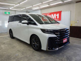 お客様にご満足して頂けるよう専任スタッフが1台、1台真心込めて整備致します。