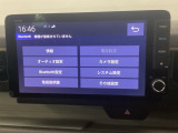 ドライブの必需品。見やすい・使いやすいメモリーナビを搭載。