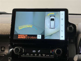 いまや必須装備「ナビゲーション」搭載!知らない場所に、スイスイッとドライブ。なんて便利な機能でしょうか?もう、これなしではハンドルを握れませんね!でも、運転中の操作は危険ですのでご注意ですね♪