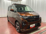 スライドドアなので、狭い場所でも荷物を持っていても、スムーズな乗り降りができます。