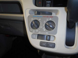 【マニュアルエアコン】操作しやすいマニュアルエアコンです!