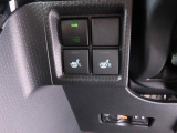 運転席と助手席にはシートヒーターも付いています!