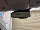 軽の看板が目印です!届出済 未使用車をお探しの方はこちらの看板を目印にお越しください。※似たような看板のお店がございますのでお間違えのないようご注意ください。